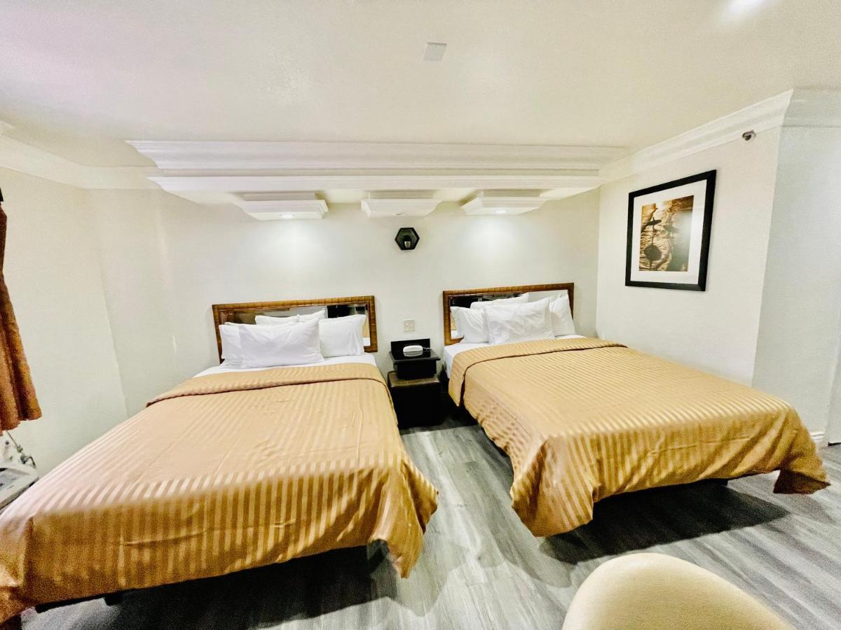 Rodeway Inn Санта Ана Екстериор снимка